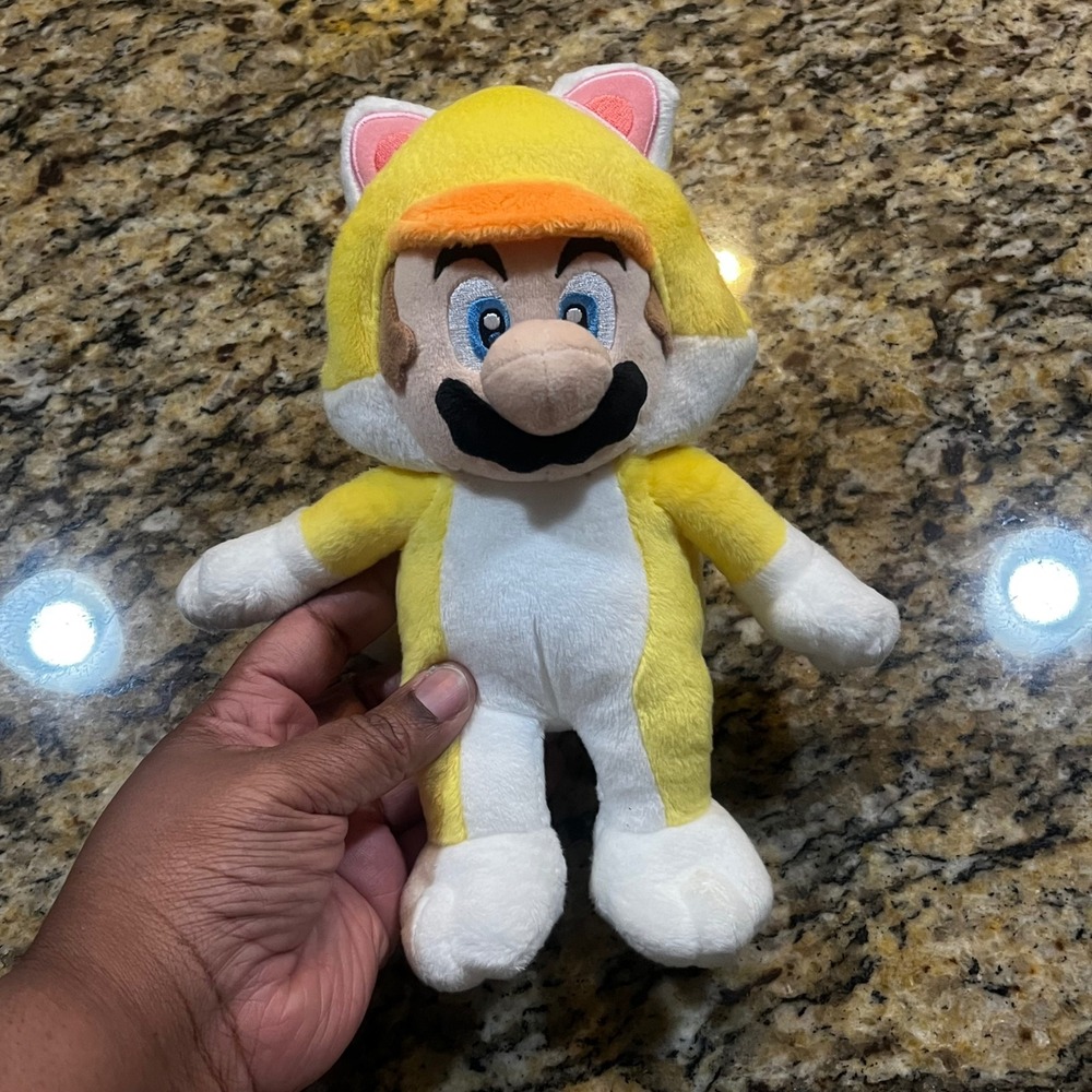 2014 Nintendo Cat Mario Plush Super Mario 3D World Yellow San-Ei Little Buddy 9"